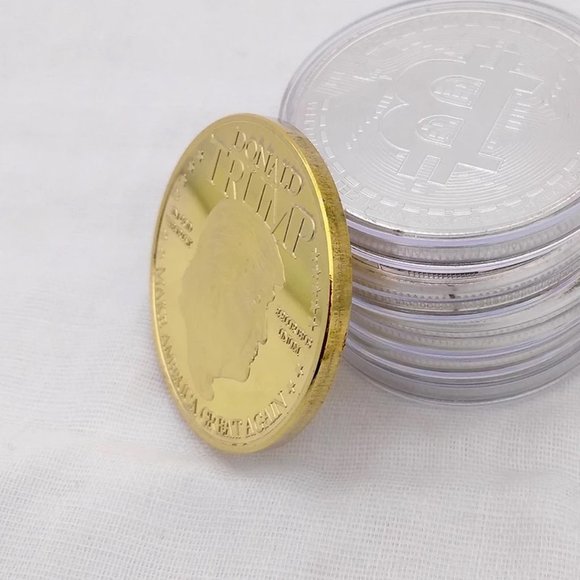Donald Trump Gold Plated Collector Coin - Picture 2 of 3
